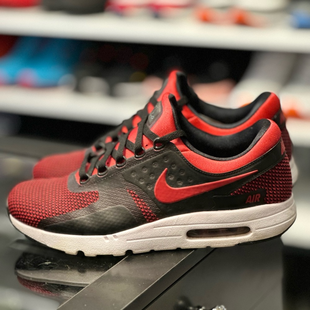 NIKE MEN AIR MAX ZERO ESSENTIAL - Picture 2 of 6